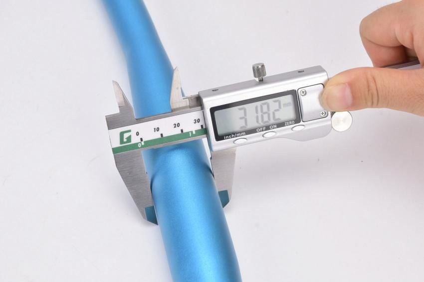 RENKLİ ALİMİNYUM GİDON 78CM LMN10