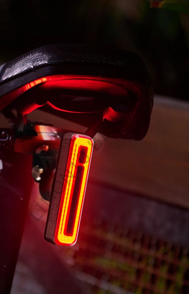 Moon Nebula 2 Sense 350 Lümen Arka Aydınlatma