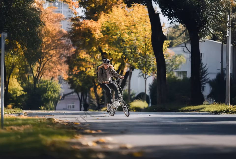 Dahon 2026 K9 16 Jant Katlanır Bisiklet Gümüş